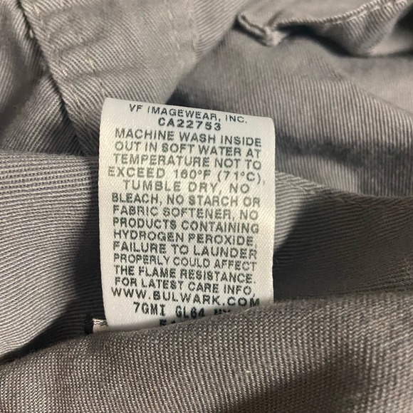 Bulwark Protective Apparel Coveralls 60-RG Flame Resistant Latshaw Drilling Logo - Picture 13 of 13